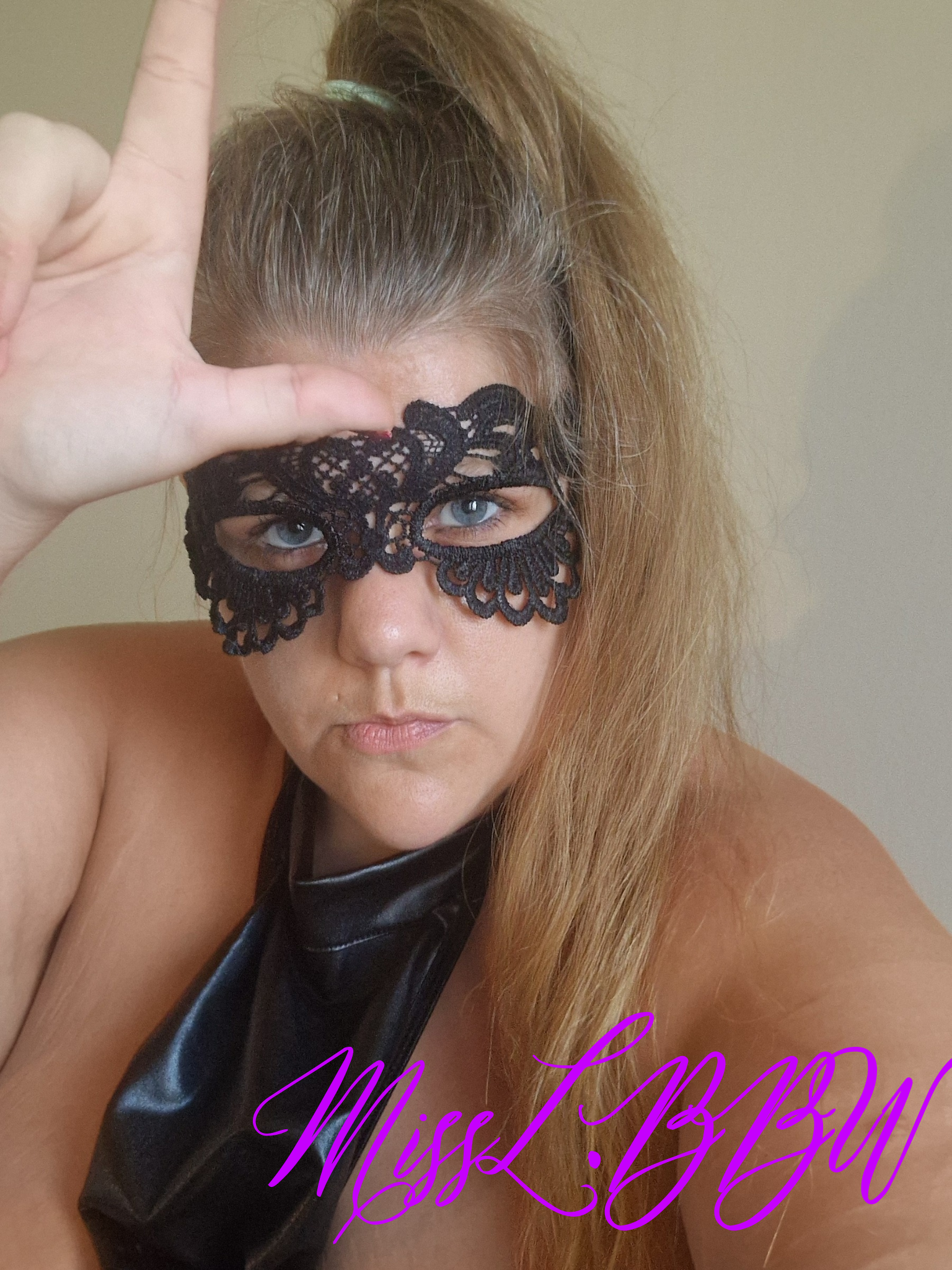 MissL.BBW i dominant mask